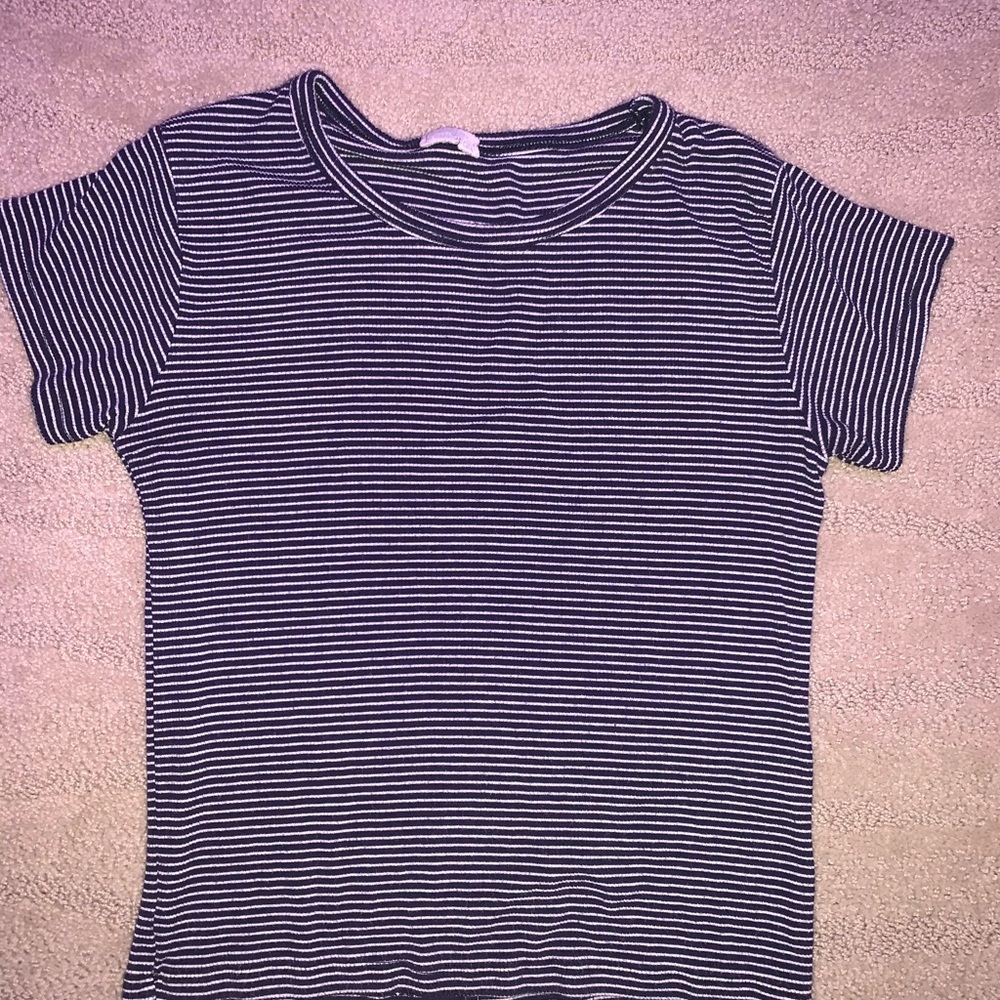 Brandy Melville Blue and White Stripped Tee